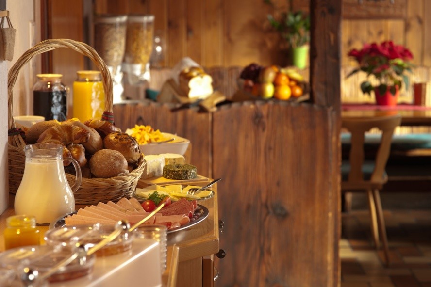 Buffet water solutions